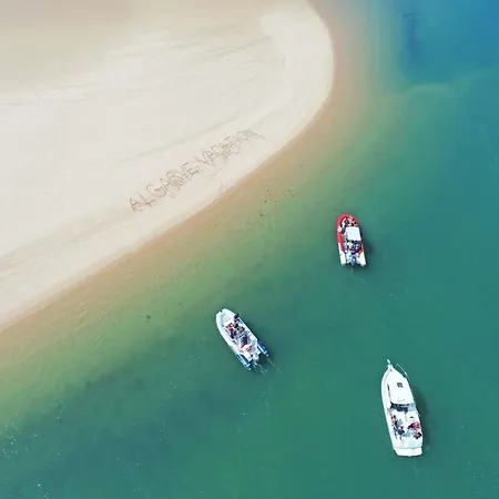 In Near Sea * 阿尔布费拉